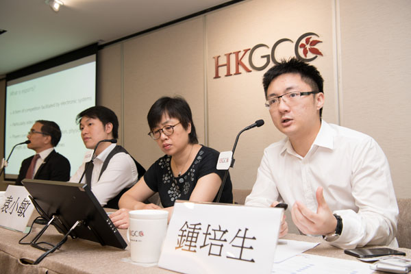 Hong Kong Esports's Derek Cheung and representatives from HKFYG Youth I.D.E.A.S. discuss the development of esports.