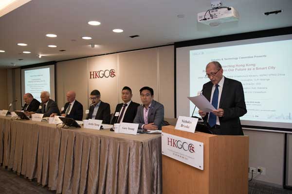Connecting Hong Kong － Perspectives on Our Future as a Smart City