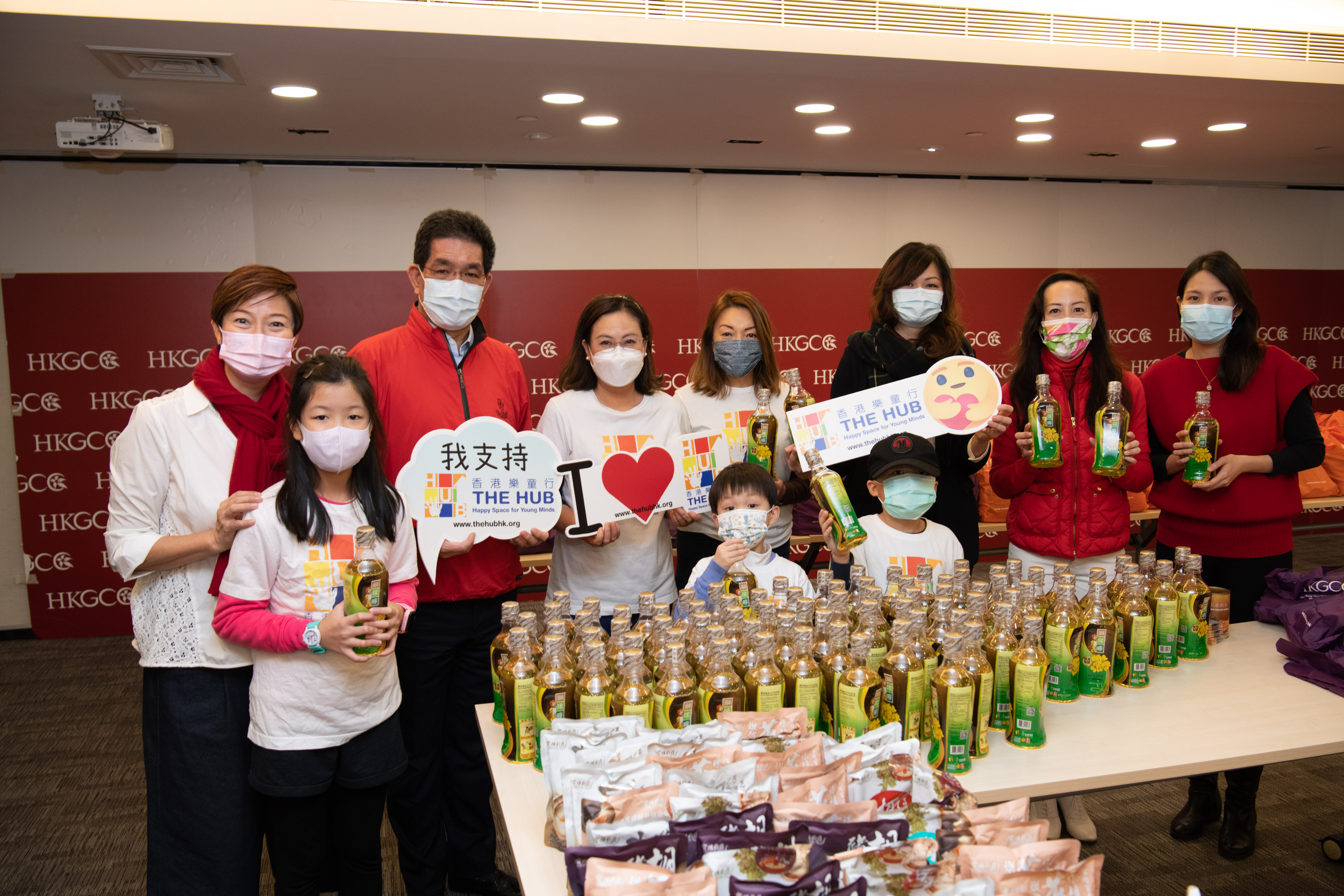 HKGCC Community Project: Care and Food Package Donation to THE HUB Shamshuipo