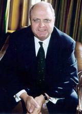 mooremikefull.jpg (7162 bytes)